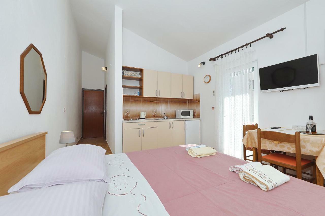 Apartments Vedrana บีโอกราดนาโมรู ภายนอก รูปภาพ